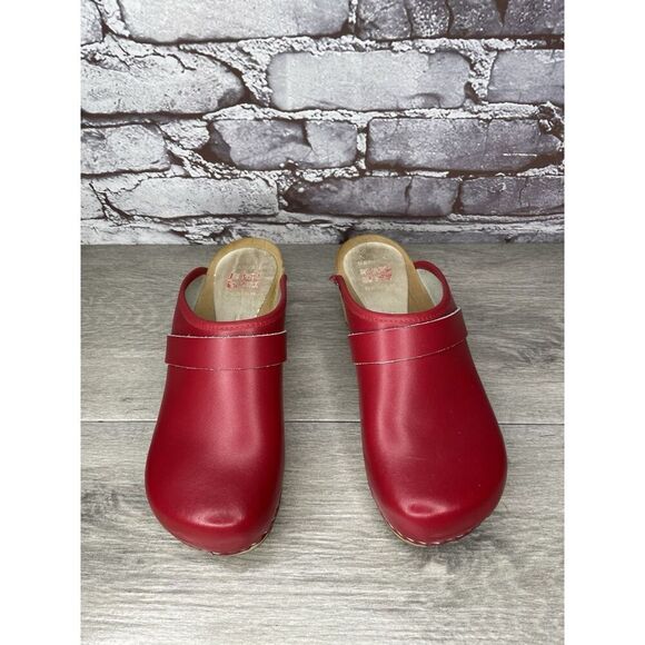 Danish Design Red Leather Wooden Heel Handmade Clogs Shoes Women Sz 38EU/7.5M US - Picture 15 of 16